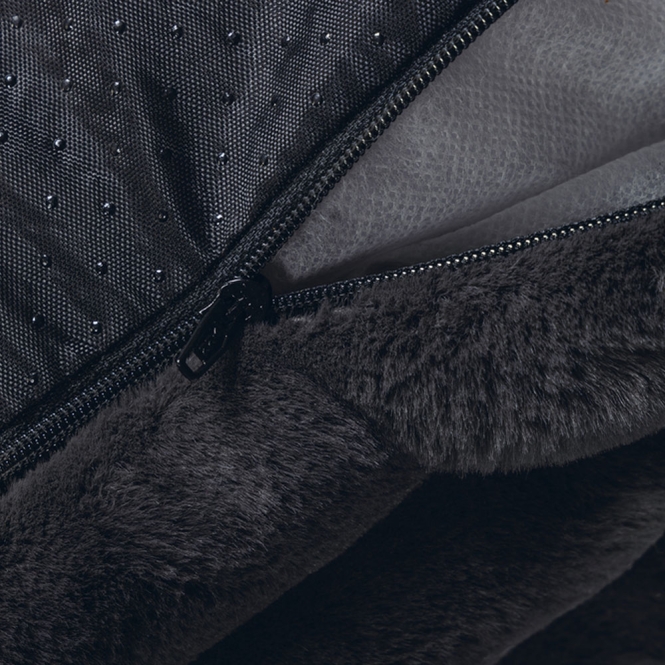 Designed by Lotte Hundekissen Reza - Anthrazit